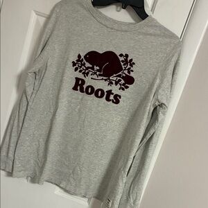 Roots Light Gray Long Sleeve Tee with Maroon Beaver Logo